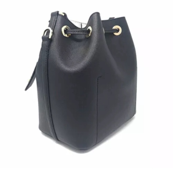 Michael Kors Greenwich Medium Bucket Bag Bicolor/Black & White (Gold Hardware) - Picture 5 of 15